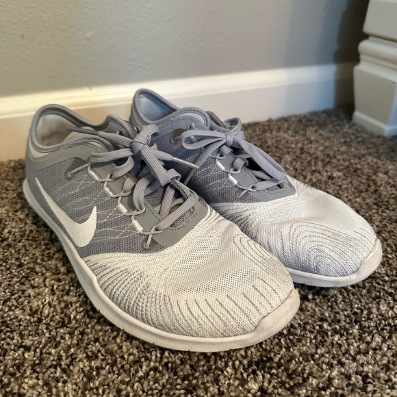 Nike Shoes - Womans Nike Shoes